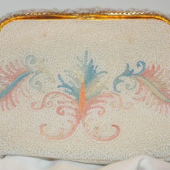 Walborg Hand-Beaded Micro Seed & Hand-Embrodiered "Floral & Leafs" Clutch - Picture 3 of 3